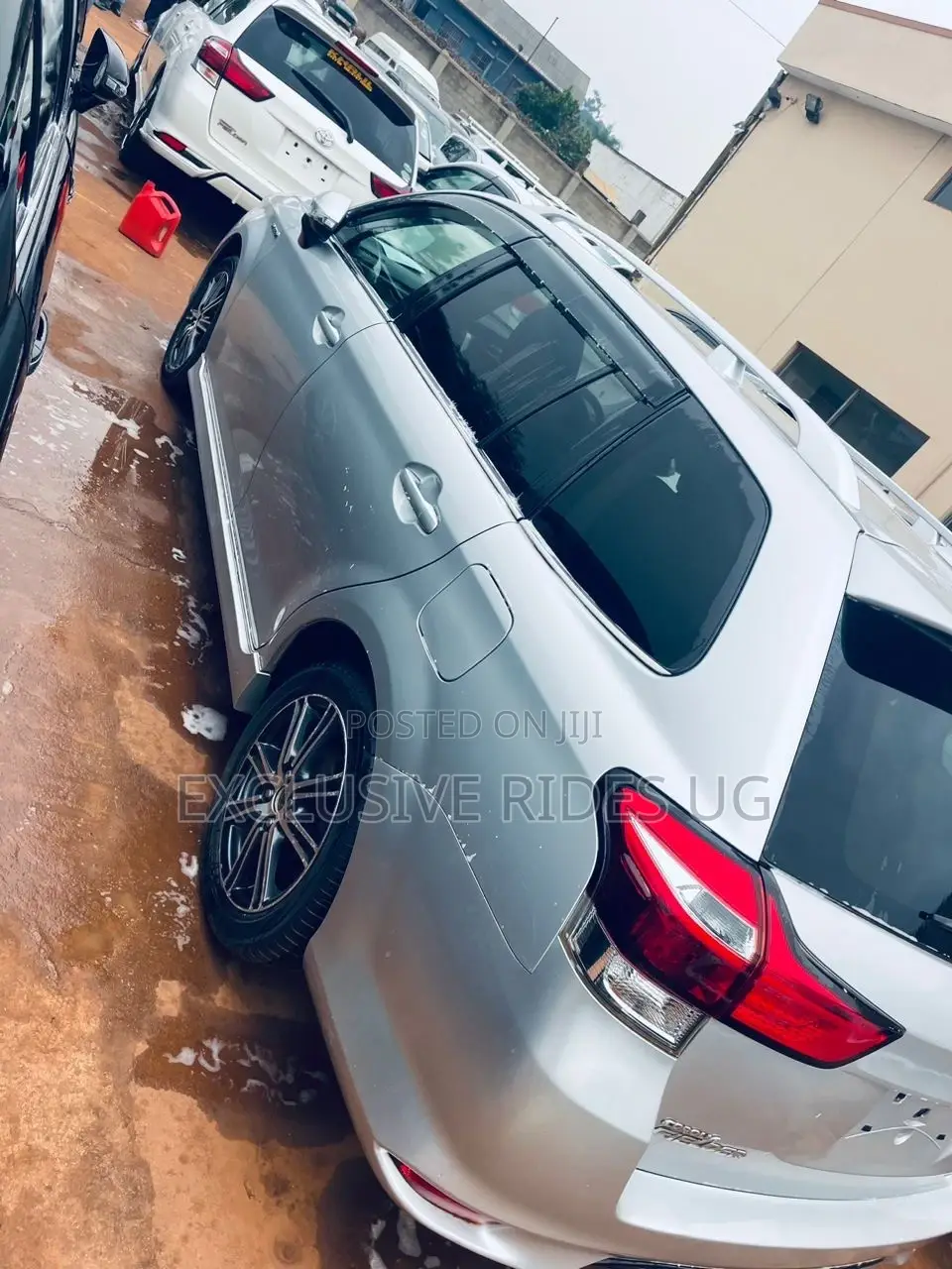 Toyota Corolla Fielder 2016 Silver