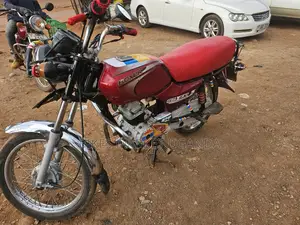 Bajaj Boxer 2021 Red