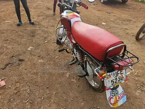 Bajaj Boxer 2021 Red