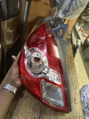 Nissan Tiida Tailight
