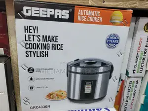 Automatic Silver Geepas Rice Cooker 1.8l/700w Rice Cooker