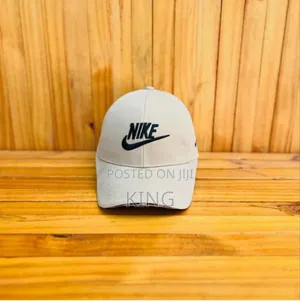 Creamie Nike Cap. Classic