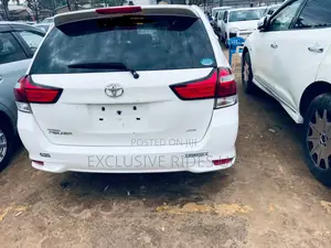 Toyota Corolla Fielder 2016 White