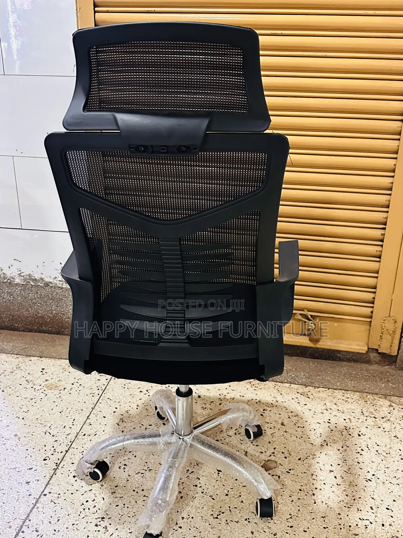 Executive Mesh Office Chair With Headrest