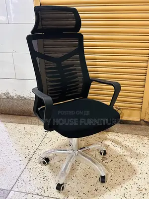 Executive Mesh Office Chair With Headrest