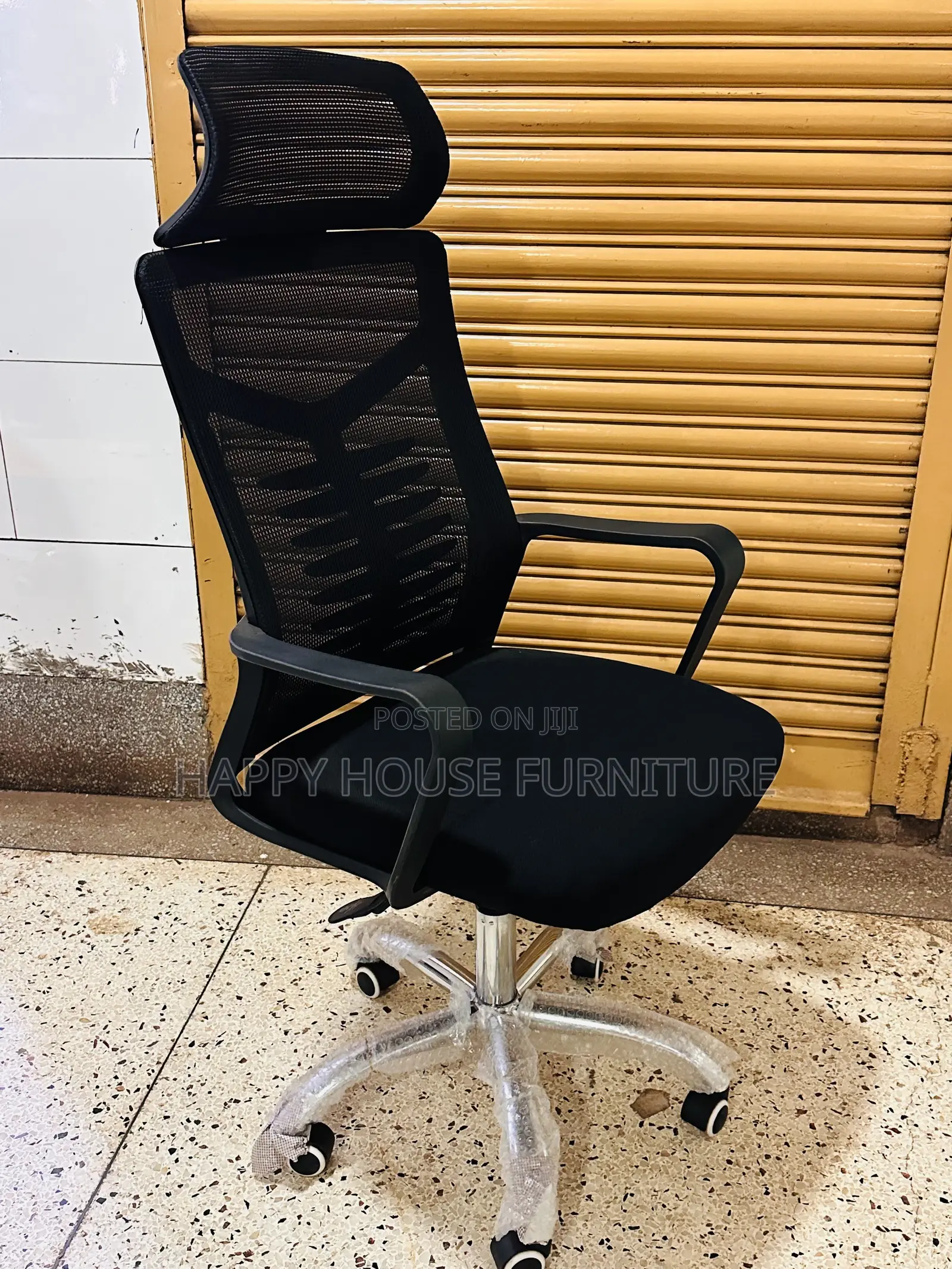 Executive Mesh Office Chair With Headrest