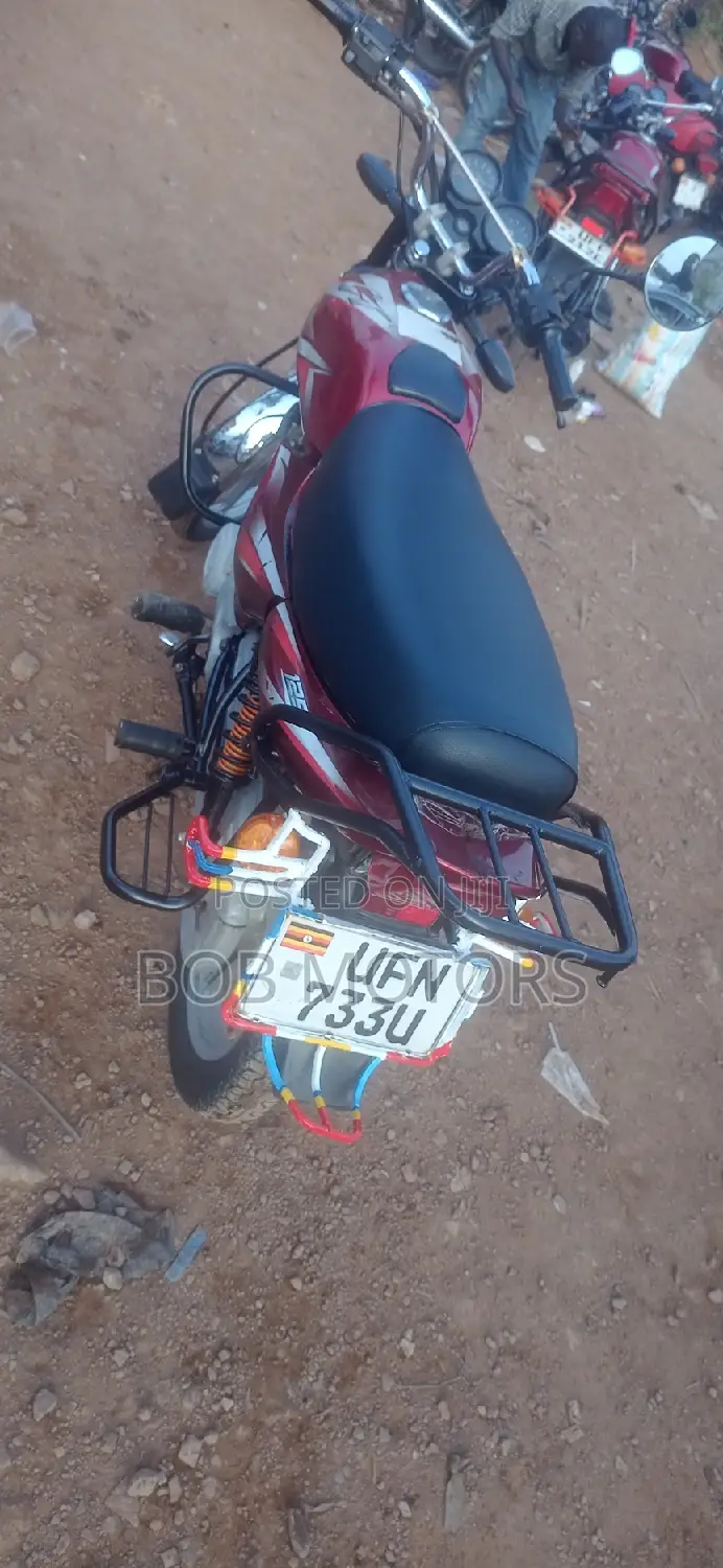 Bajaj CT 110X 2021 Red