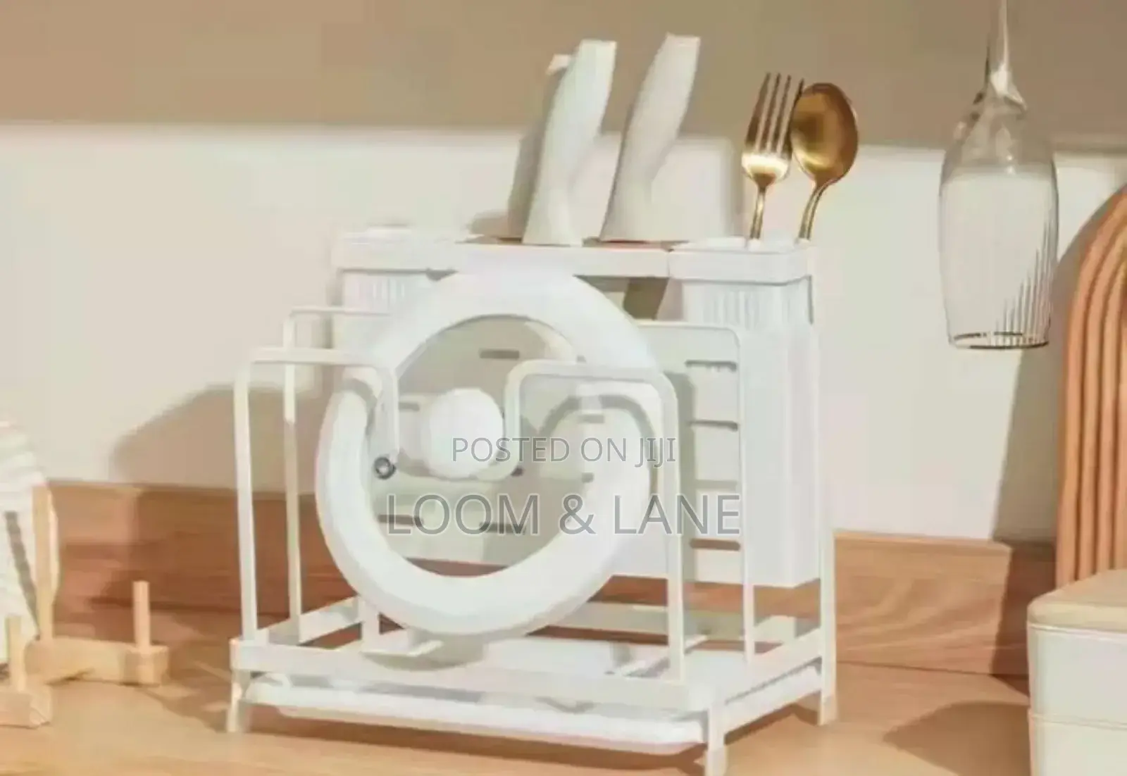 Brandnew Cutlery Holder With a Drainer
