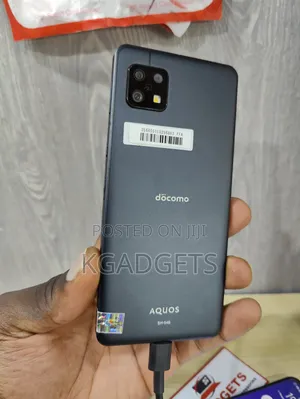 Sharp Aquos Sense6 64 GB Black