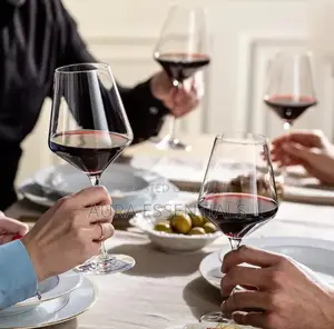 Tail Win Wine Glasses (6pcs,)