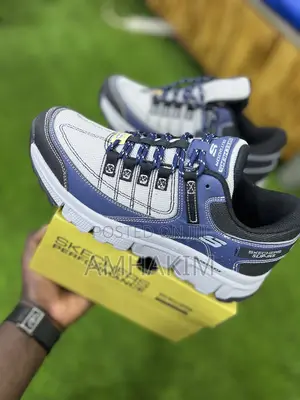 New Skecher Comfortable Sneakers in Stock