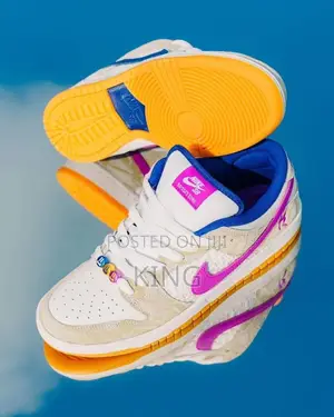 Nike Dunk SB Low X Raysa Leal" Sneakers