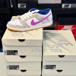 Nike Dunk SB Low X Rayssa Leal Factual Sneakers