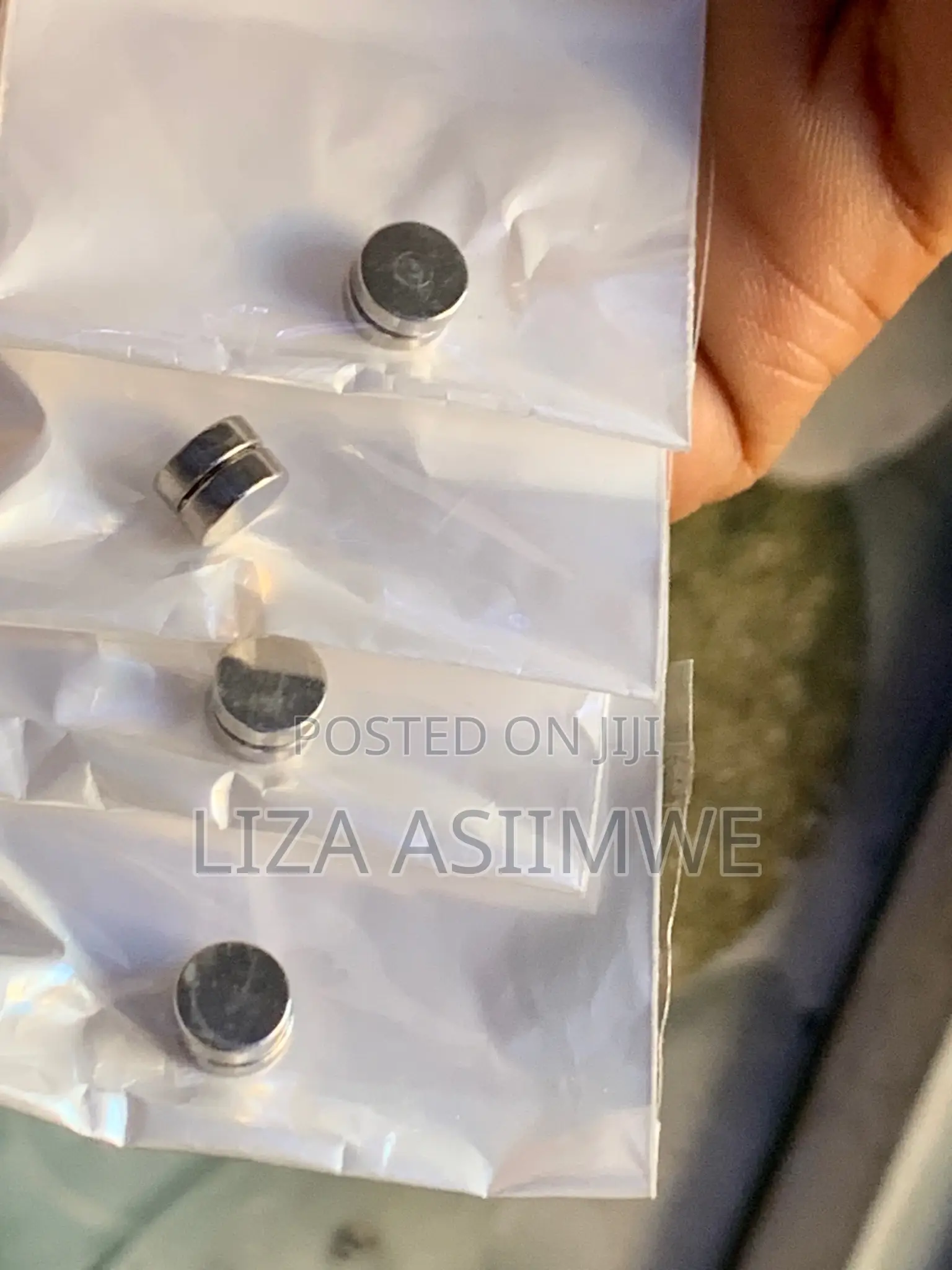 Magnetic Earpins for Men