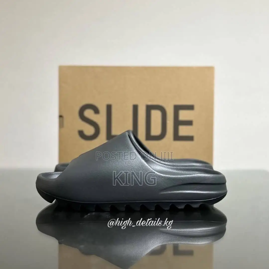 Adidas Yeezy Slide Cute. Sandals