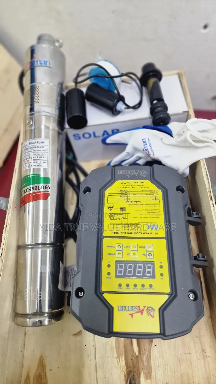 Solar Water Pump 100m With a Water Sensor