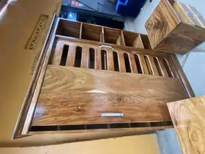 Mugavu Wardrobe