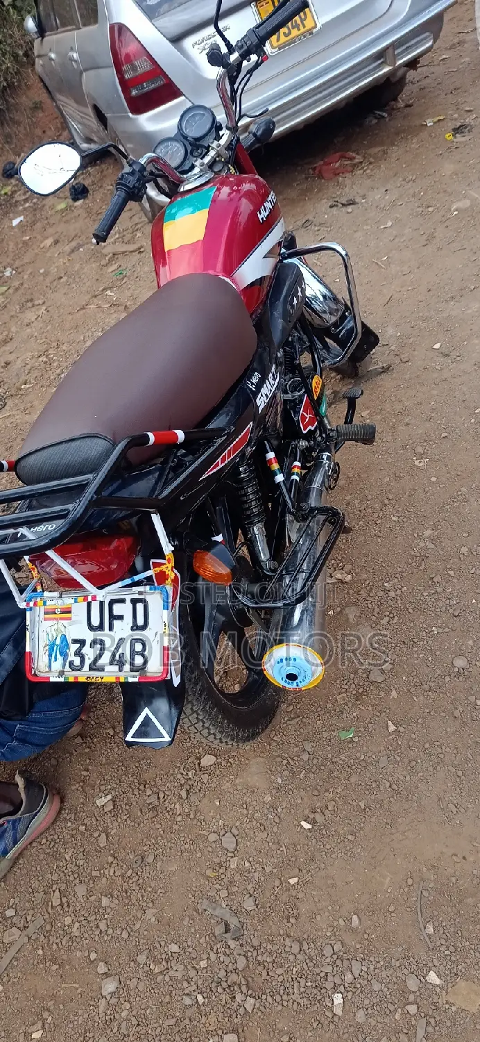 Hero Hunter 125 2021 Red