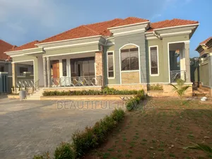 Furnished 5bdrm Mansion in Najjera, Kira for sale