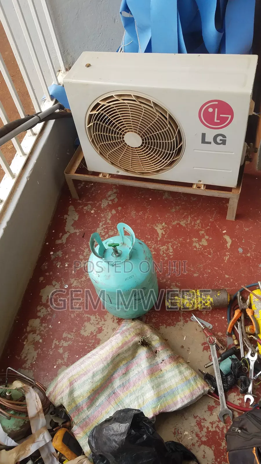 Room Air Conditioner Repair and Installation