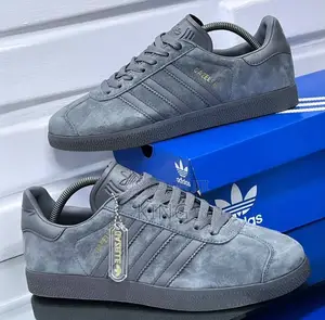 Mellow Adidas Gazelle Grey Sneakers