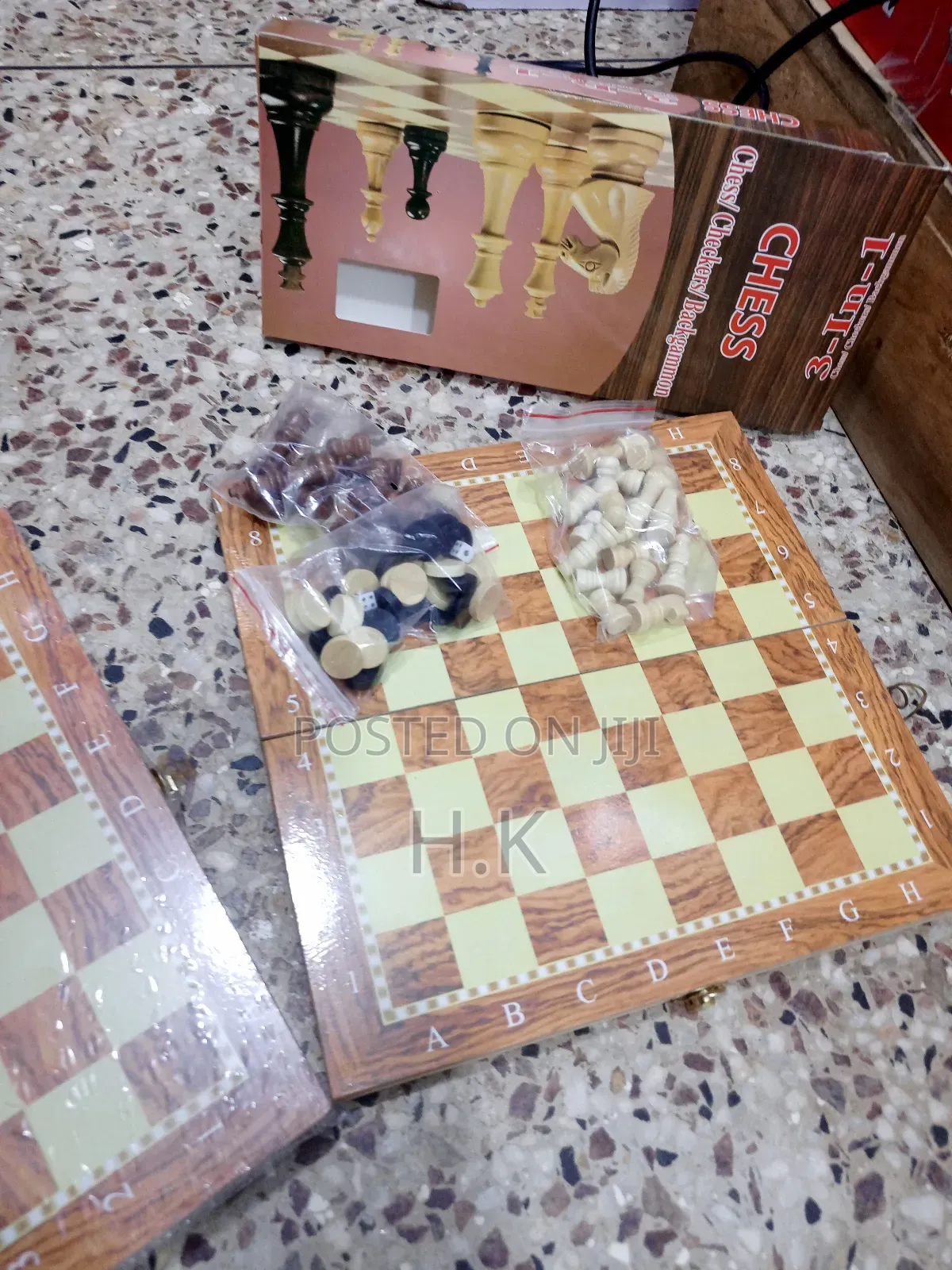 3-in-1 Portable Chess ( Chess, Checkers and Backgammon)
