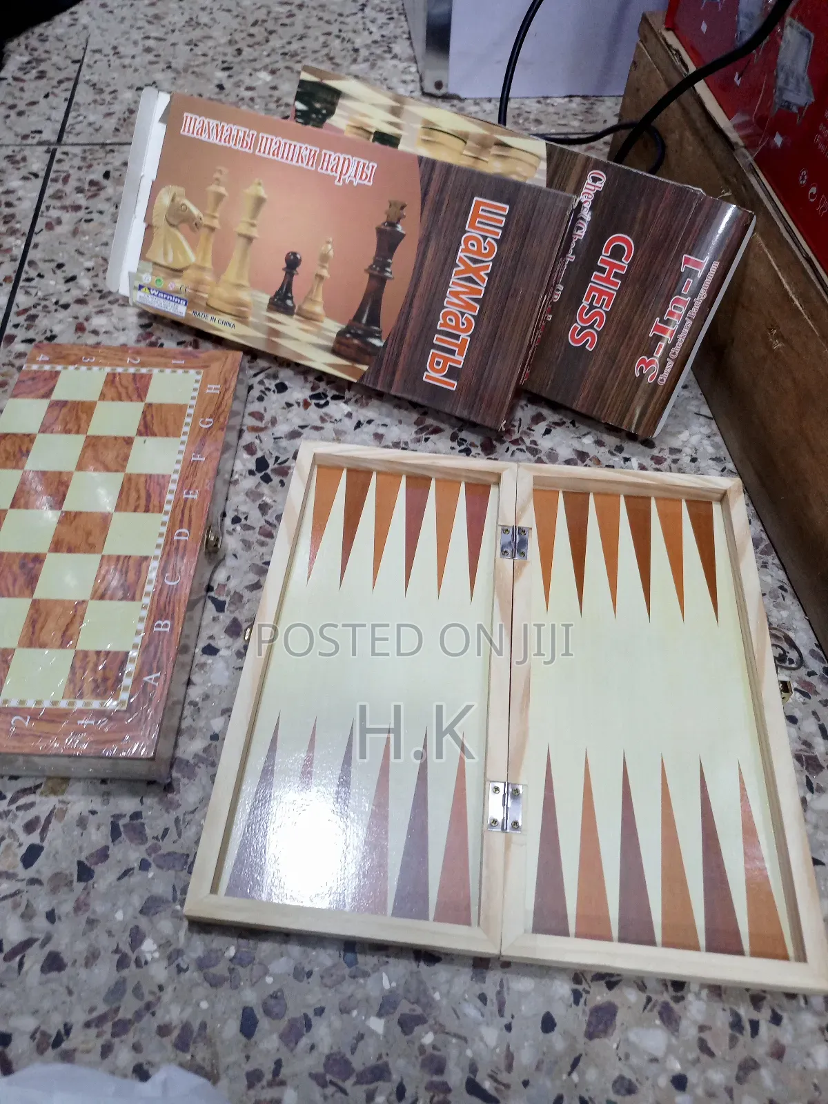 3-in-1 Portable Chess ( Chess, Checkers and Backgammon)
