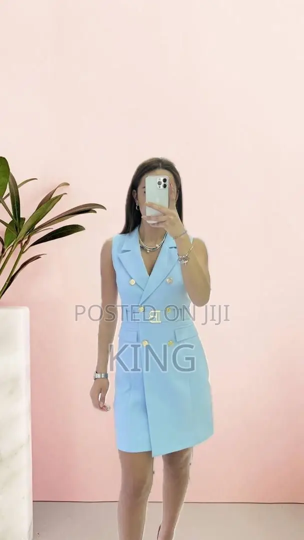Well-Fitting Dress Coat