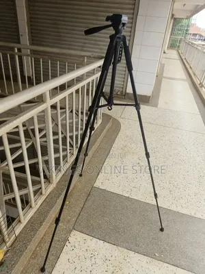 Heavy Duty Professional Camera Tripod Stand