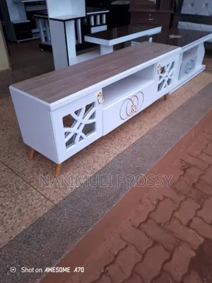 Classy Modern Tv Stand 5feet Long