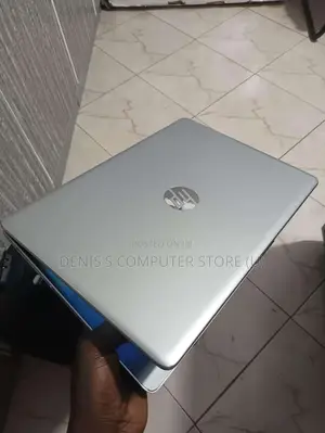 Laptop HP Pavilion 11 4GB Intel Core i3 HDD 256GB