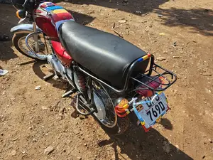 Bajaj Boxer 2019 Red