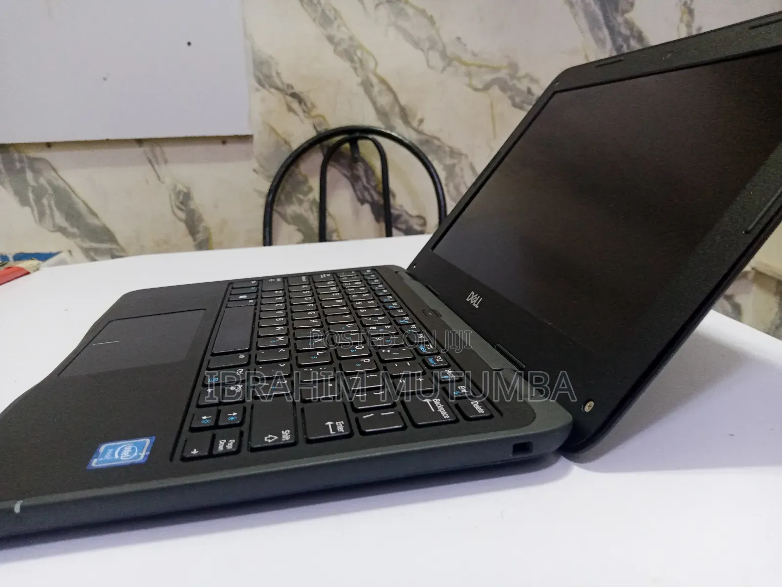 Laptop Dell Latitude 3189 4GB Intel Celeron HDD 500GB