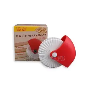 Pastry Decorative Dough Pizza Cake Pie Cutting Wheel Roller