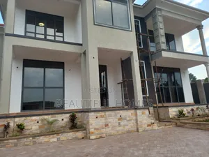 Furnished 5bdrm Mansion in Kira Corporate for sale