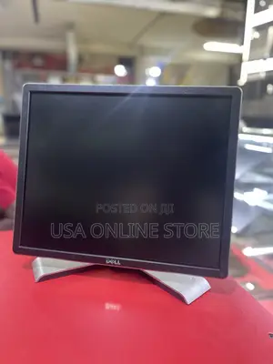 Dell 19 Square