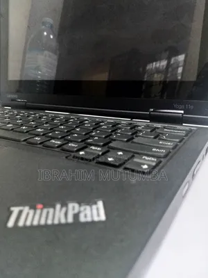 Laptop Lenovo Yoga 11e 4GB Intel Core I3 HDD 128GB