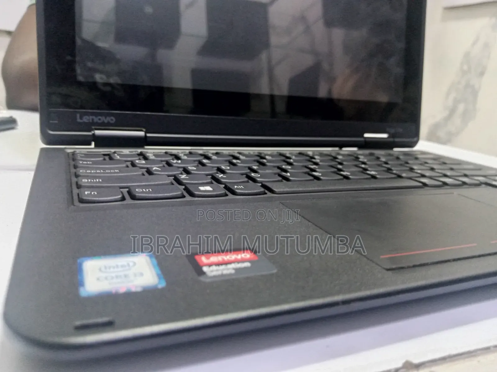 Laptop Lenovo Yoga 11e 4GB Intel Core I3 HDD 128GB
