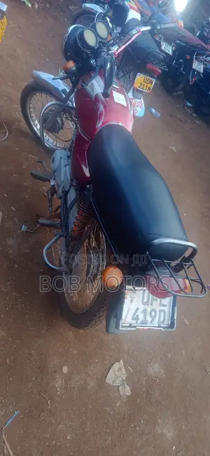 Bajaj Boxer 2021 Red