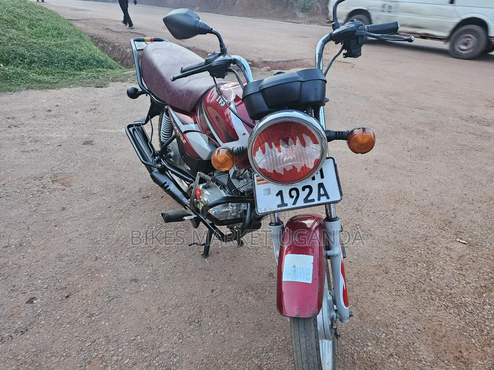 TVS HLX 125 2023 Red