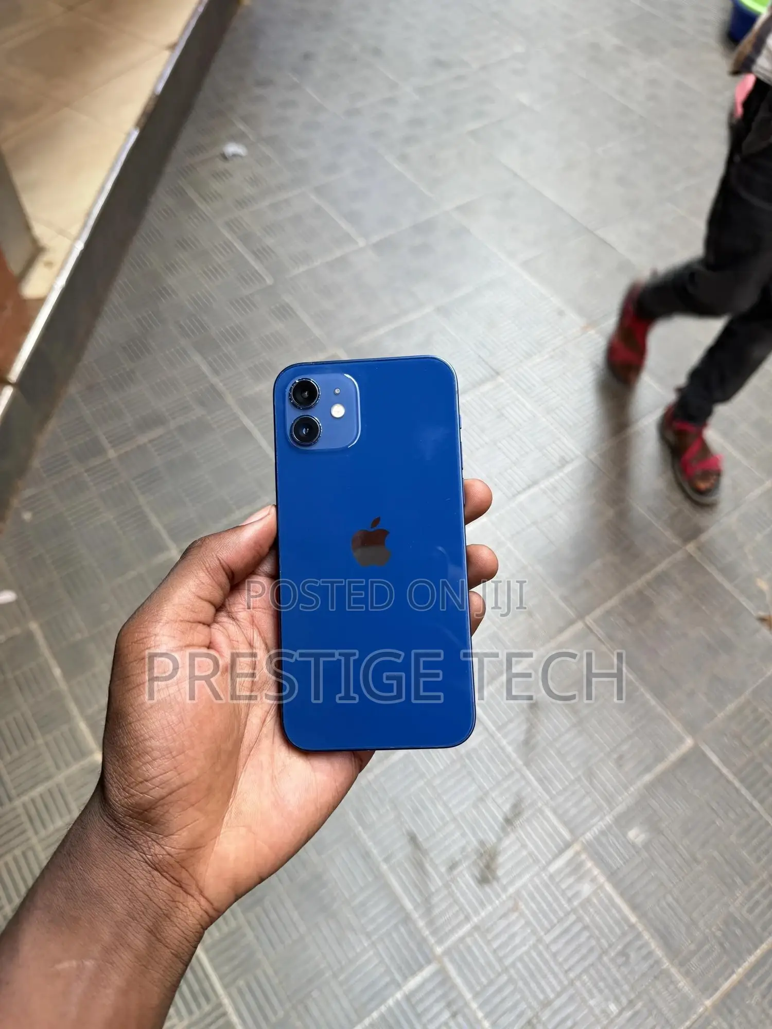 Apple iPhone 12 64 GB Blue