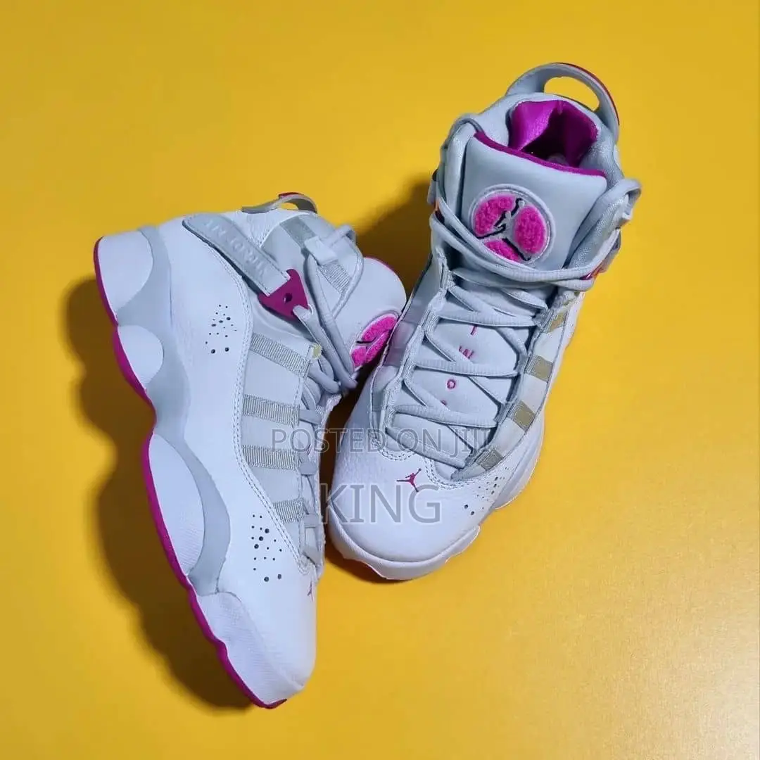 Solid Air Jordan 6 Rings Sneakers