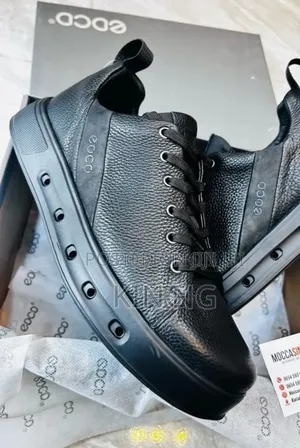 Ecco 720 Gore-Tex Black Sneakers
