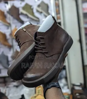 Original Coffee Brown Clarks Casual Premium Leather Boots