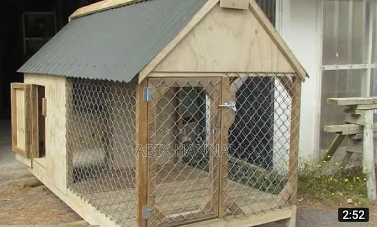 Mesh Dog House
