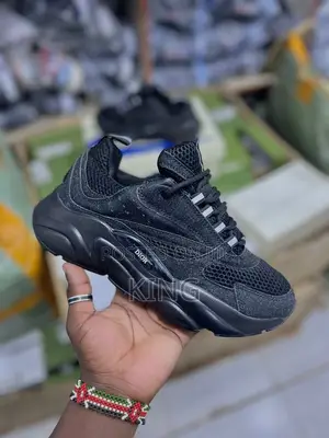 Cozy Dior B22 Black Sneakers