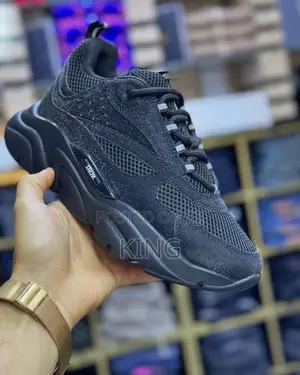 Nurturing Dior B22 Black Sneakers