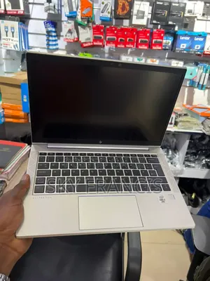 Laptop HP EliteBook 830 G7 16GB Intel Core I5 SSD 256GB