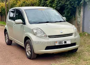 Toyota Passo 1.0 AWD 2008 Silver