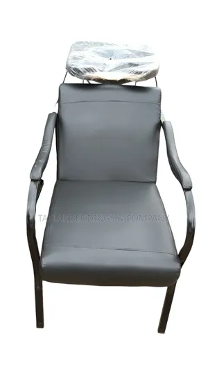 Saloon Sink Chair - Black